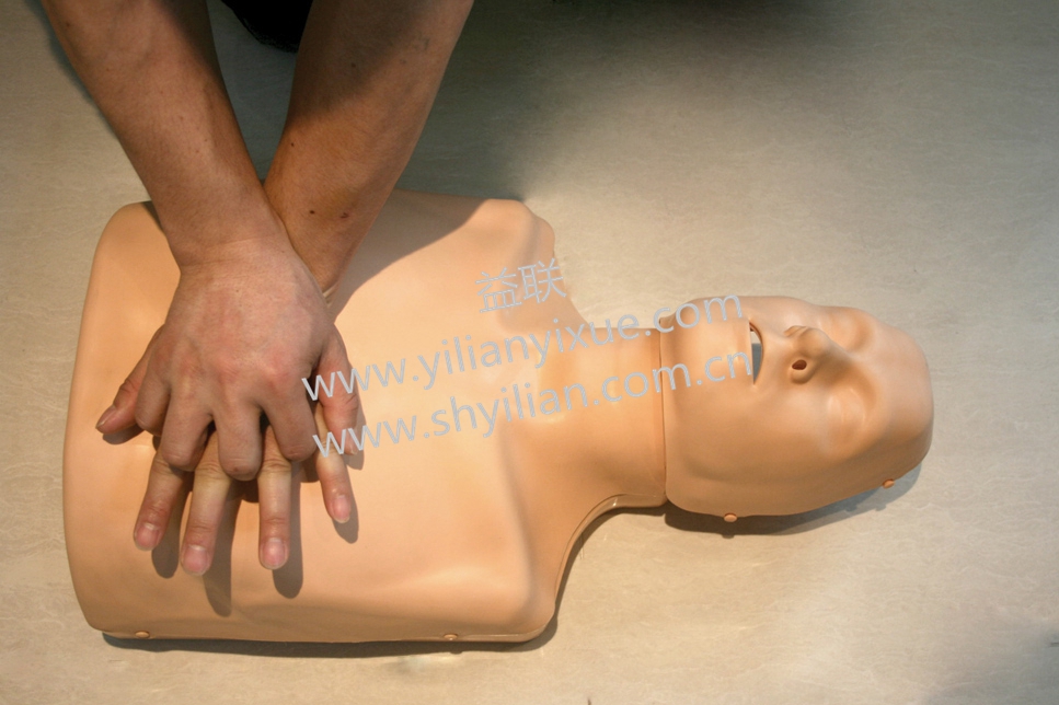 ���{(di��o)ʽ�����c��ͯ�ķΏ�(f��)�Kģ�M��